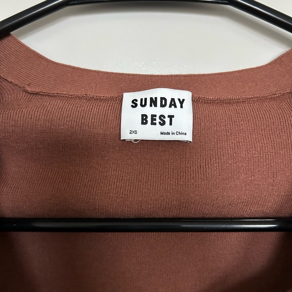 Aritzia Sunday Best Rust Brown Cropped Long Sleeve Cardigan - Picture 2 of 5